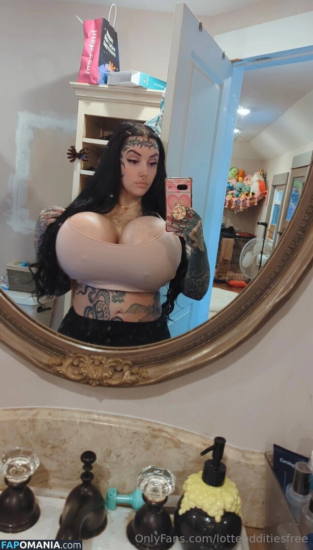 fb_0296 / lotteodditiesfree Naken OnlyFans  Läckta Foto #20