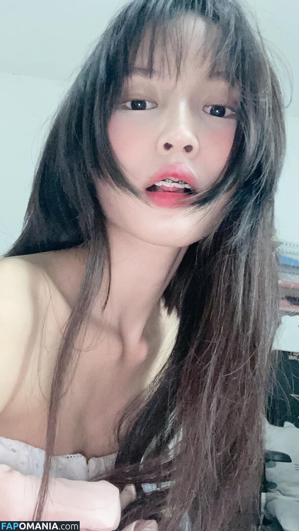 Lilith / Lou Aenlle / llthidk Naken OnlyFans  Läckta Foto #7