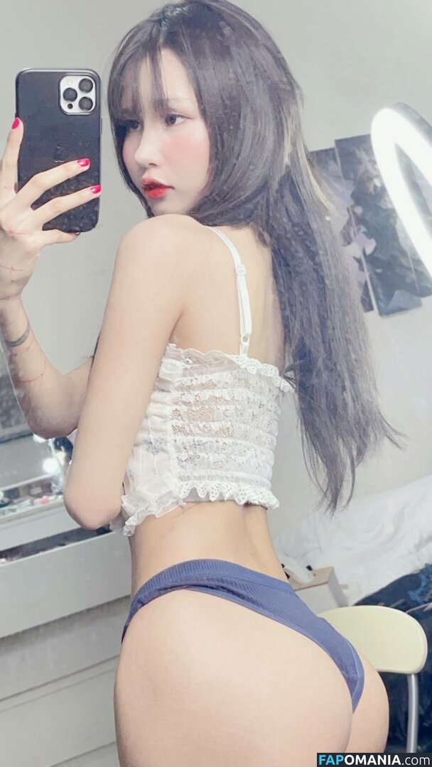 Lilith / Lou Aenlle / llthidk Naken OnlyFans  Läckta Foto #231