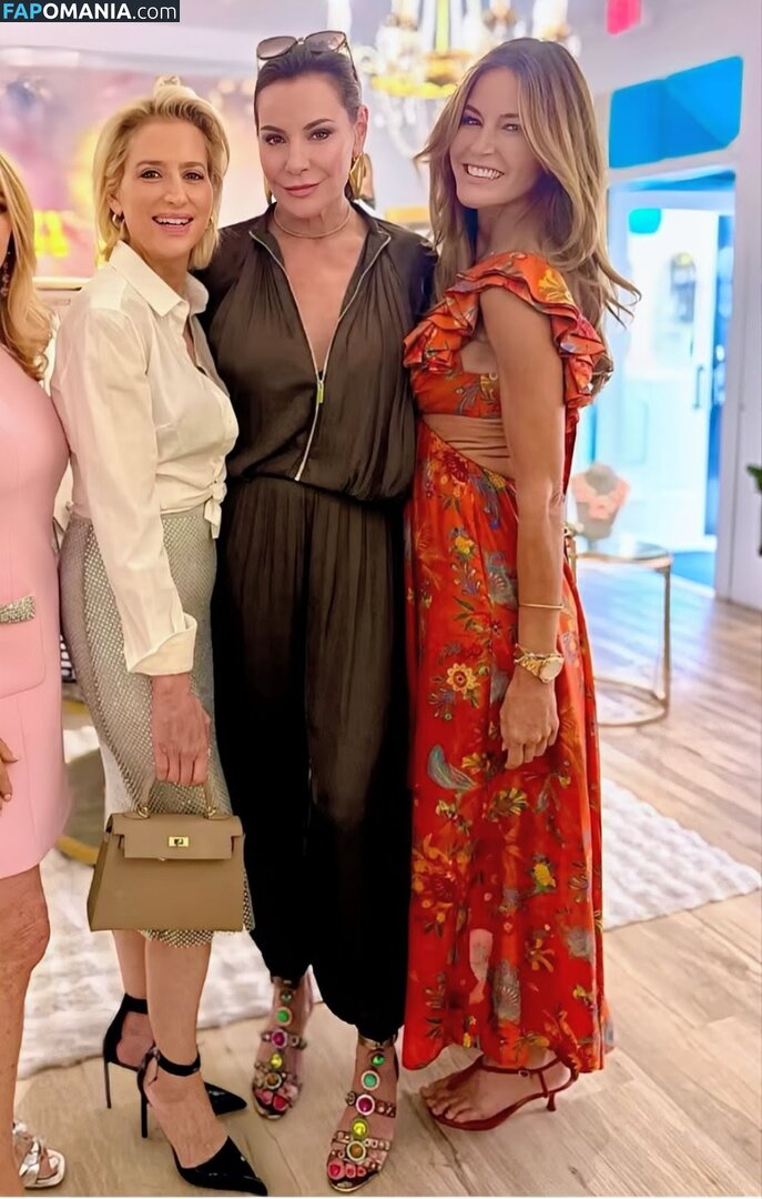 Luann De Lesseps Naken OnlyFans  Läckta Foto #2