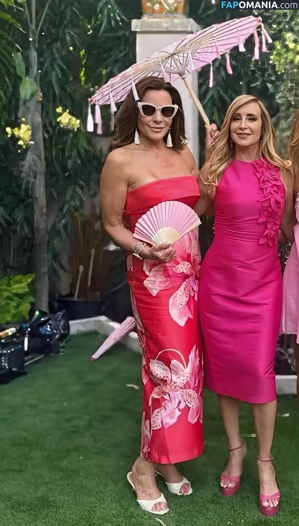Luann De Lesseps Naken OnlyFans  Läckta Foto #5