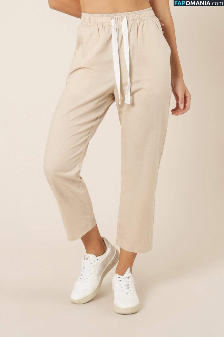 Lucy Sand Naken OnlyFans  Läckta Foto #2