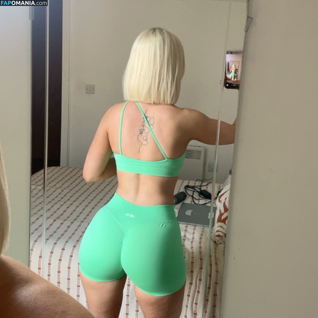 Lucycombe / lucynukes / lucynukesfit / luudaw Naken OnlyFans  Läckta Foto #1