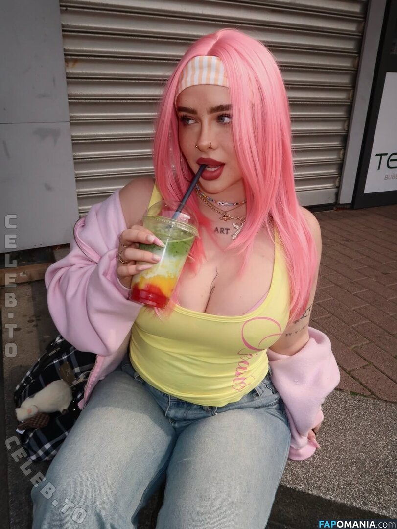 Luisa Früh / frluuisa Naken OnlyFans  Läckta Foto #5