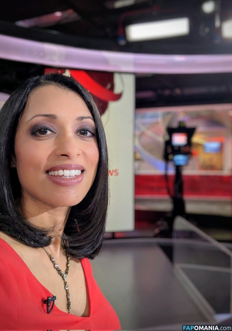 Luxma Gopal TV Presenter Naken OnlyFans  Läckta Foto #3