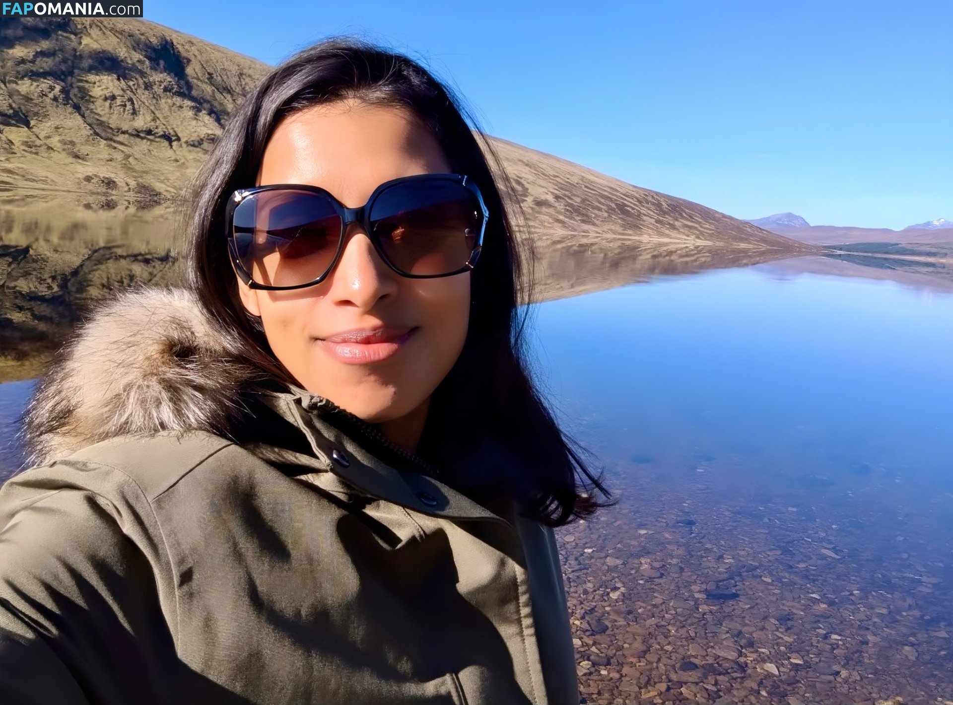 Luxma Gopal TV Presenter Naken OnlyFans  Läckta Foto #13