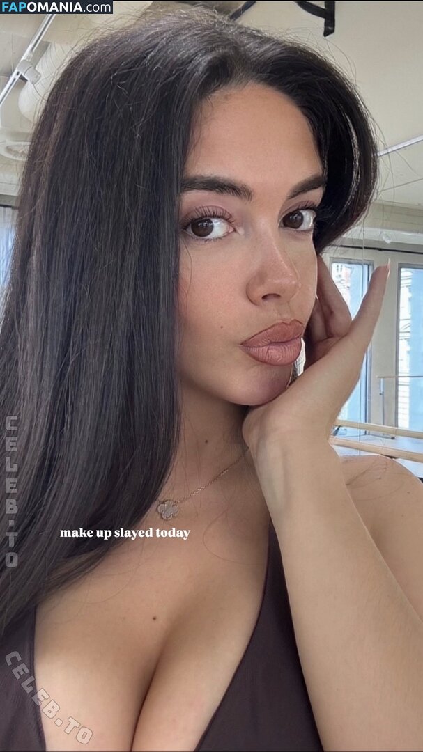 Lya Aylin / Lya.Aylin Naken OnlyFans  Läckta Foto #76