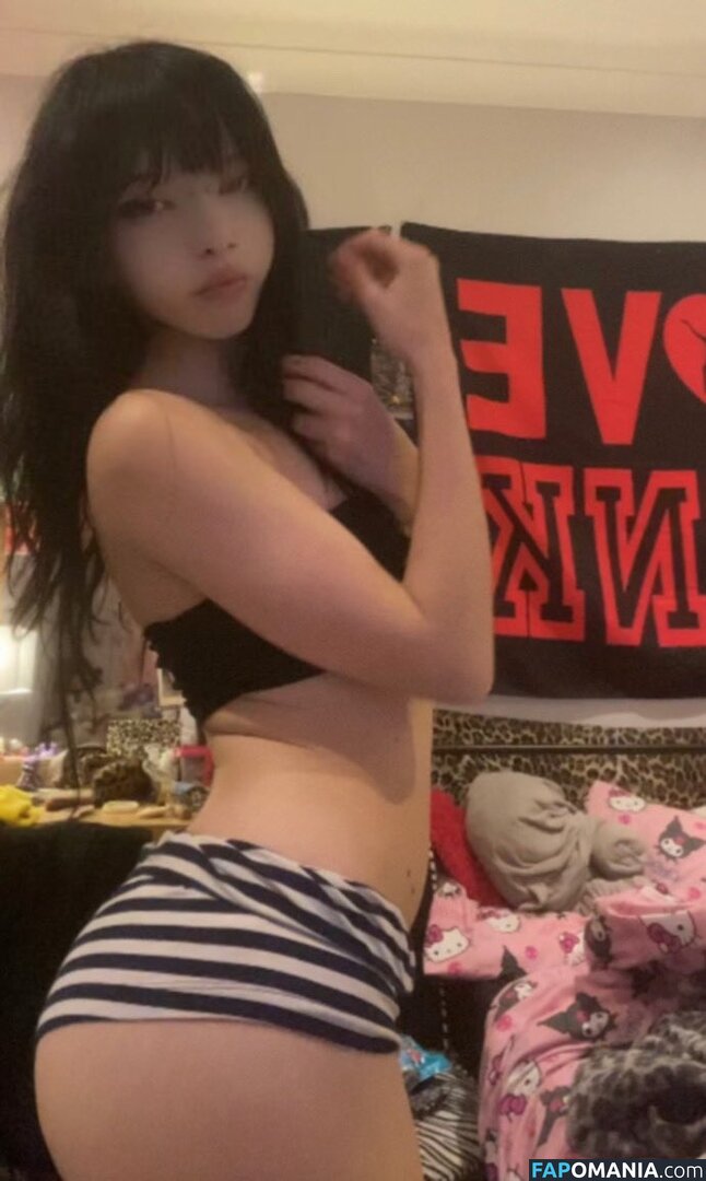 Lyraleafs / lyrafaelovesyou Naken OnlyFans  Läckta Foto #3