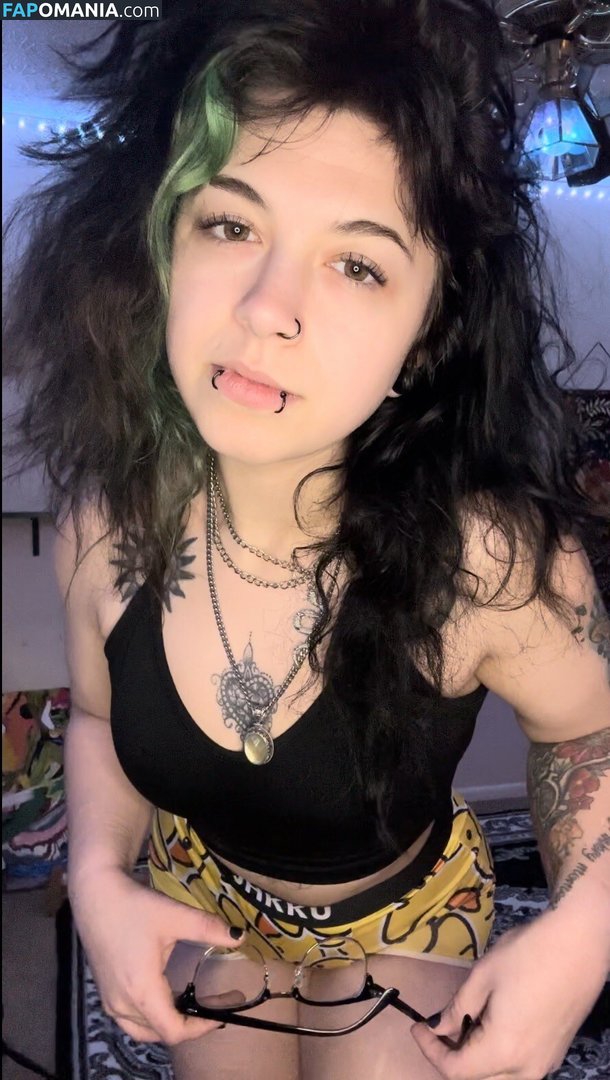 Lyssa Lowe / emopoisonivy / fairlyodd222 / fairlyodd999 Naken OnlyFans  Läckta Foto #7