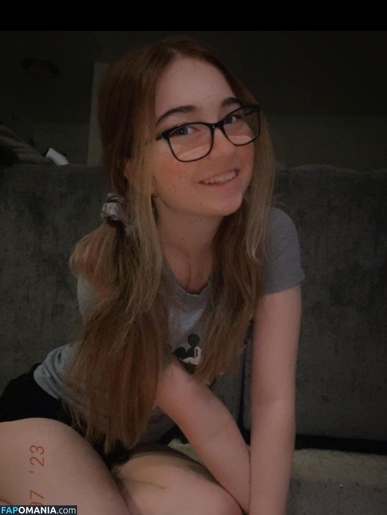 Lyssaurora Naken OnlyFans  Läckta Foto #20