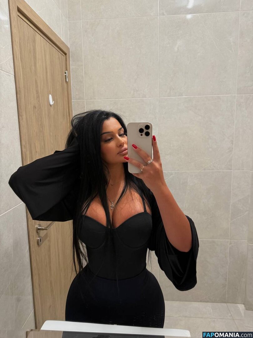 _.lyuda._ / _.lyudka._1 / big mama Naken OnlyFans  Läckta Foto #3