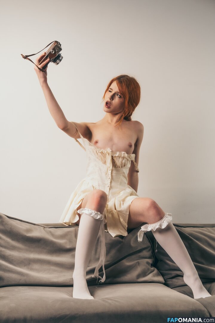 ellie_grau / m0llb / mamad0ll / mollb_cosplay Naken OnlyFans  Läckta Foto #23