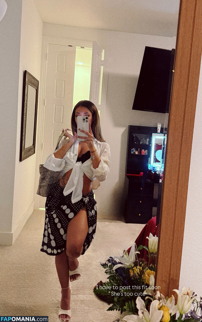 m1a_.r4ven / miaraven Naken OnlyFans  Läckta Foto #1