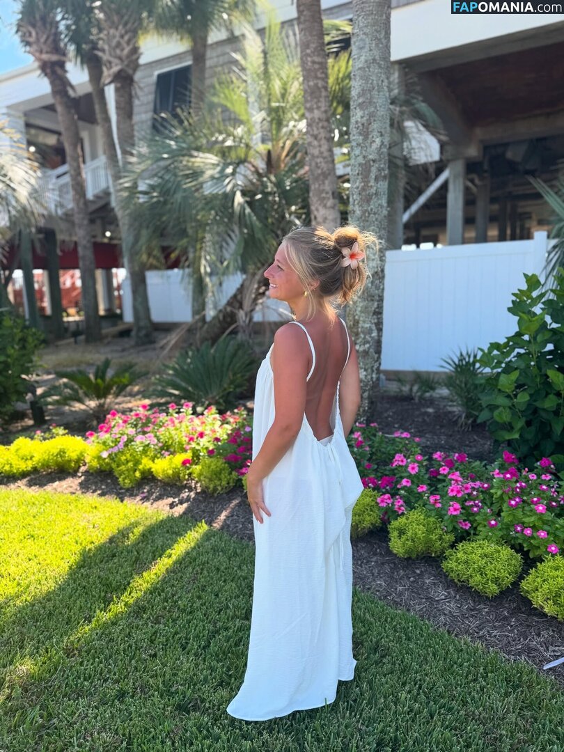 maci-carter / macimccarley Naken OnlyFans  Läckta Foto #8