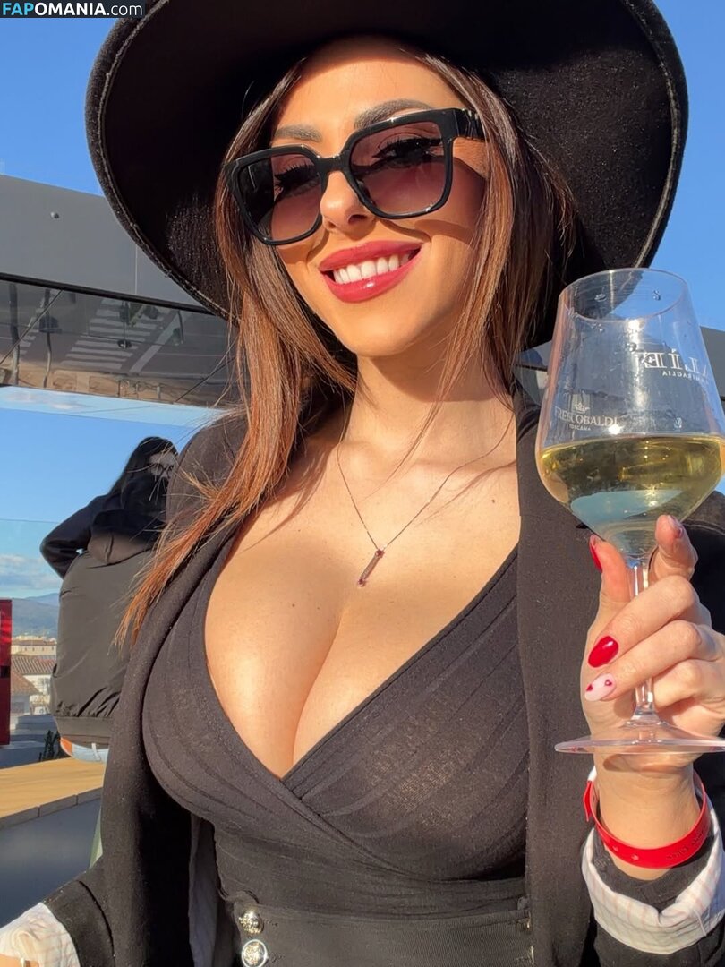 Maddalena Cabizzosu / madame_x_93 / madamex93 Naken OnlyFans  Läckta Foto #13