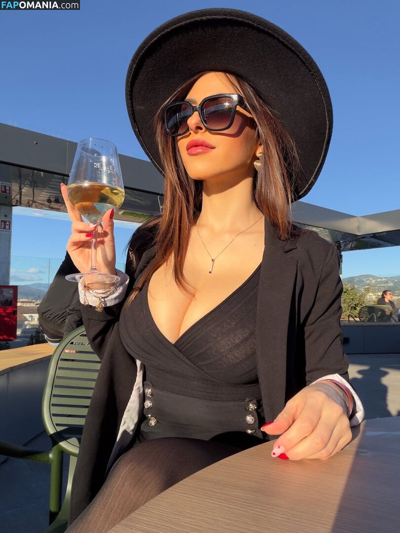 Maddalena Cabizzosu / madame_x_93 / madamex93 Naken OnlyFans  Läckta Foto #15