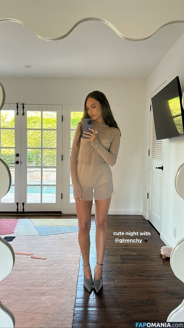 Maddie Ziegler / maddieziegler Naken OnlyFans  Läckta Foto #9