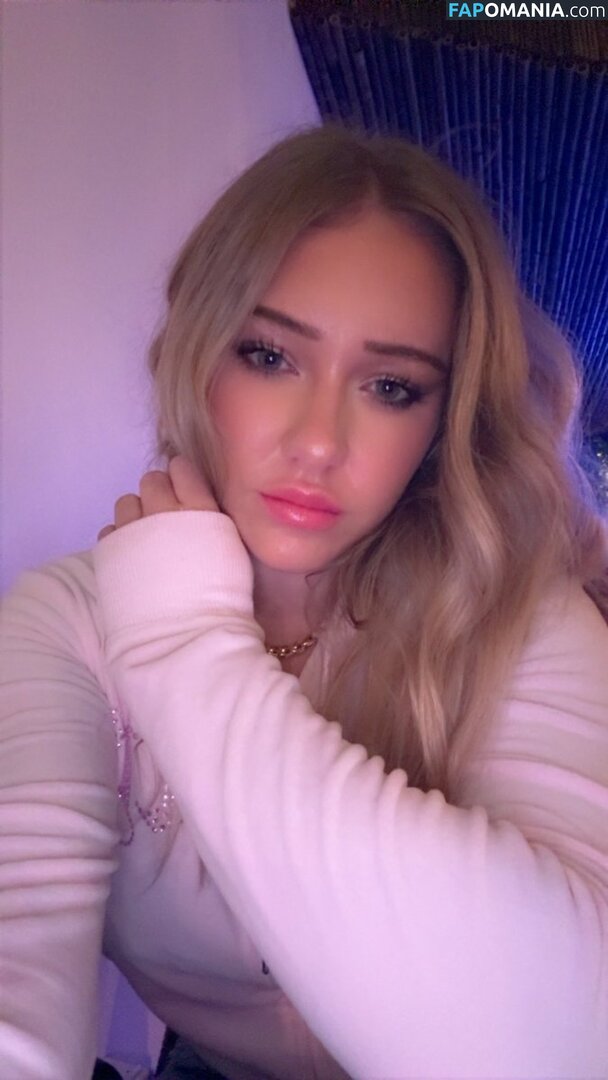 maddythesillyg Naken OnlyFans  Läckta Foto #5