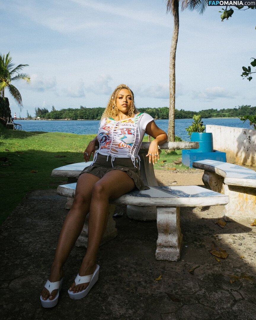 Mahalia Naken OnlyFans  Läckta Foto #1