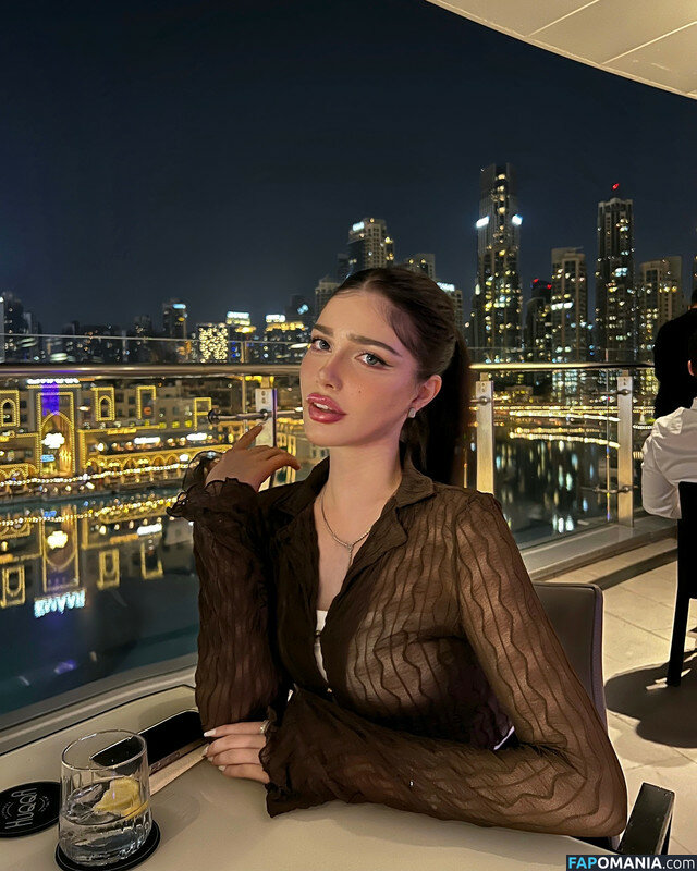 Mahiye Selin / selin.egmn / selin.z Naken OnlyFans  Läckta Foto #10