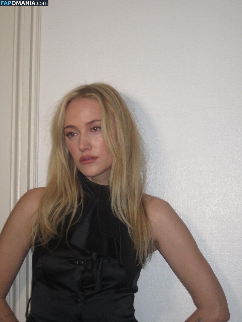 Maika Monroe / maikamonroe Naken OnlyFans  Läckta Foto #17