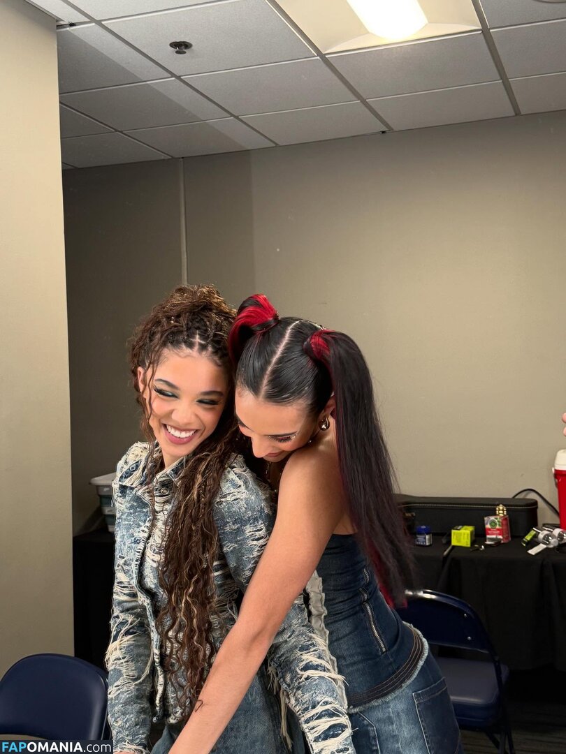 Malia Baker / maliabakermsb Naken OnlyFans  Läckta Foto #1