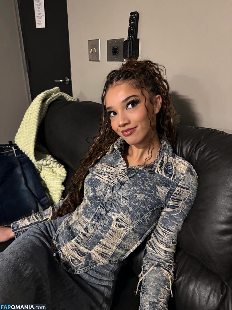 Malia Baker / maliabakermsb Naken OnlyFans  Läckta Foto #2