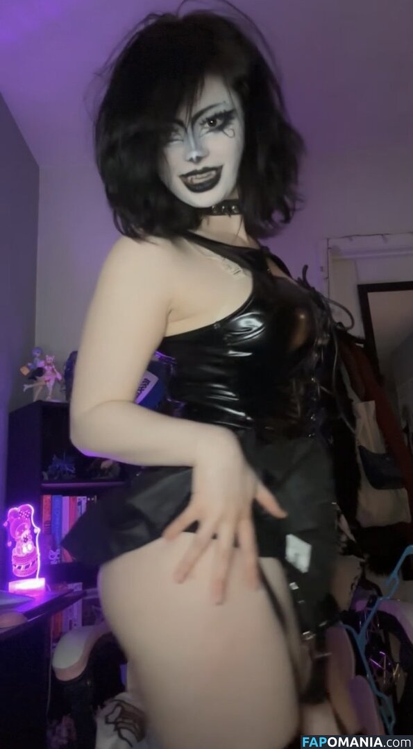 malmalirl / meowingmal Naken OnlyFans  Läckta Foto #2