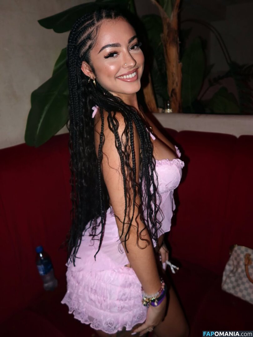 Malu Trevejo / malutrevejo / malutrevejo18 Naken OnlyFans  Läckta Foto #119