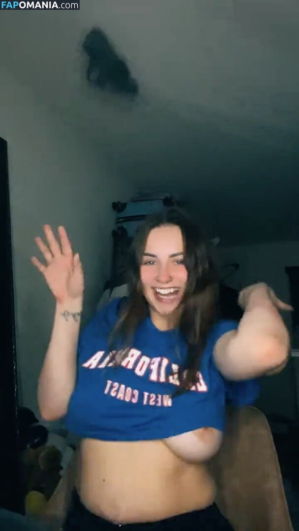 angelica28 / mamaang02 / mammaang Naken OnlyFans  Läckta Foto #6