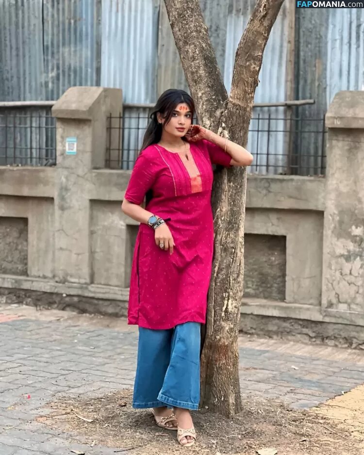Mansi Suravase Naken OnlyFans  Läckta Foto #8