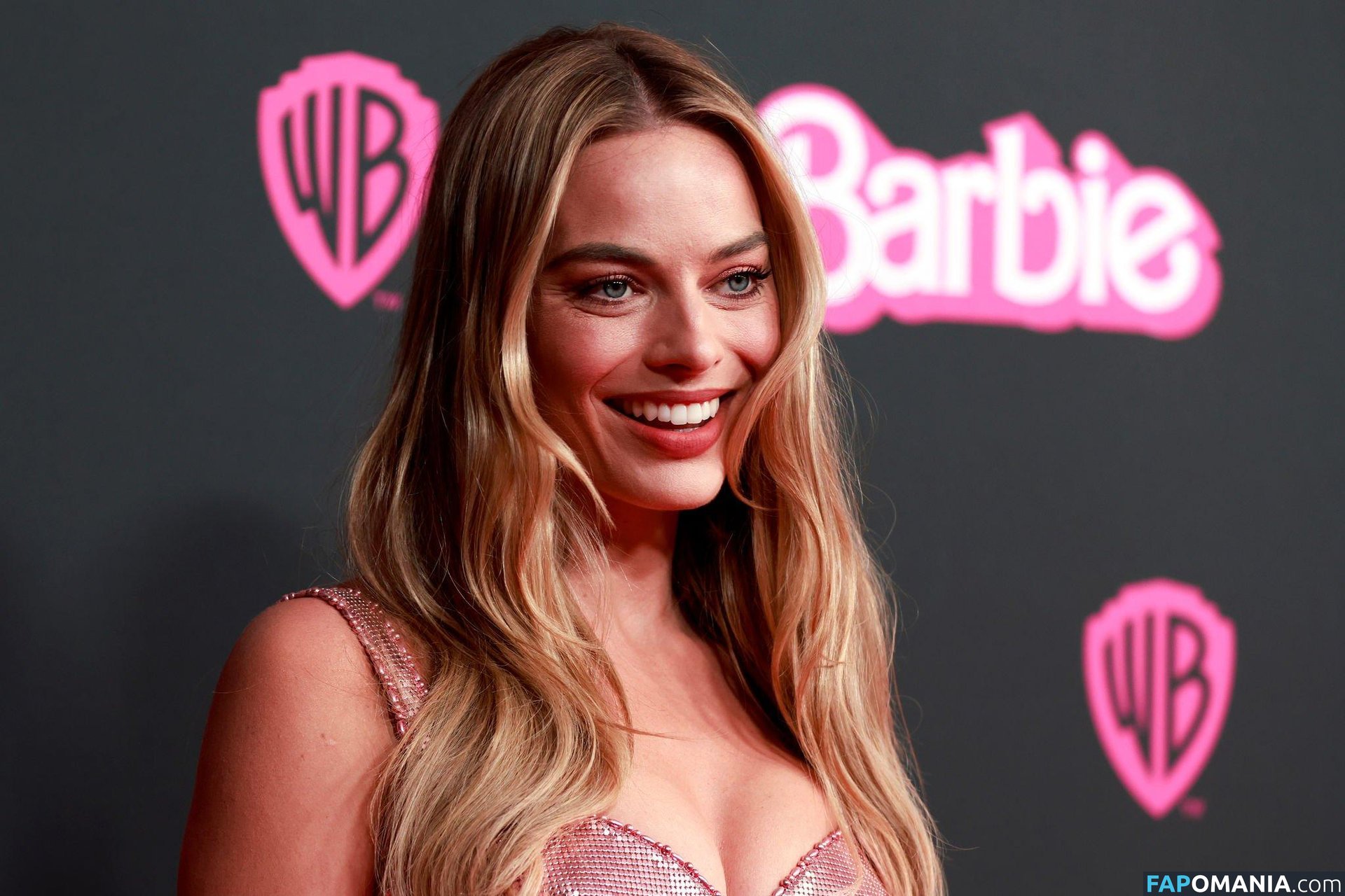Margot Robbie Naken Läckta Foto #108