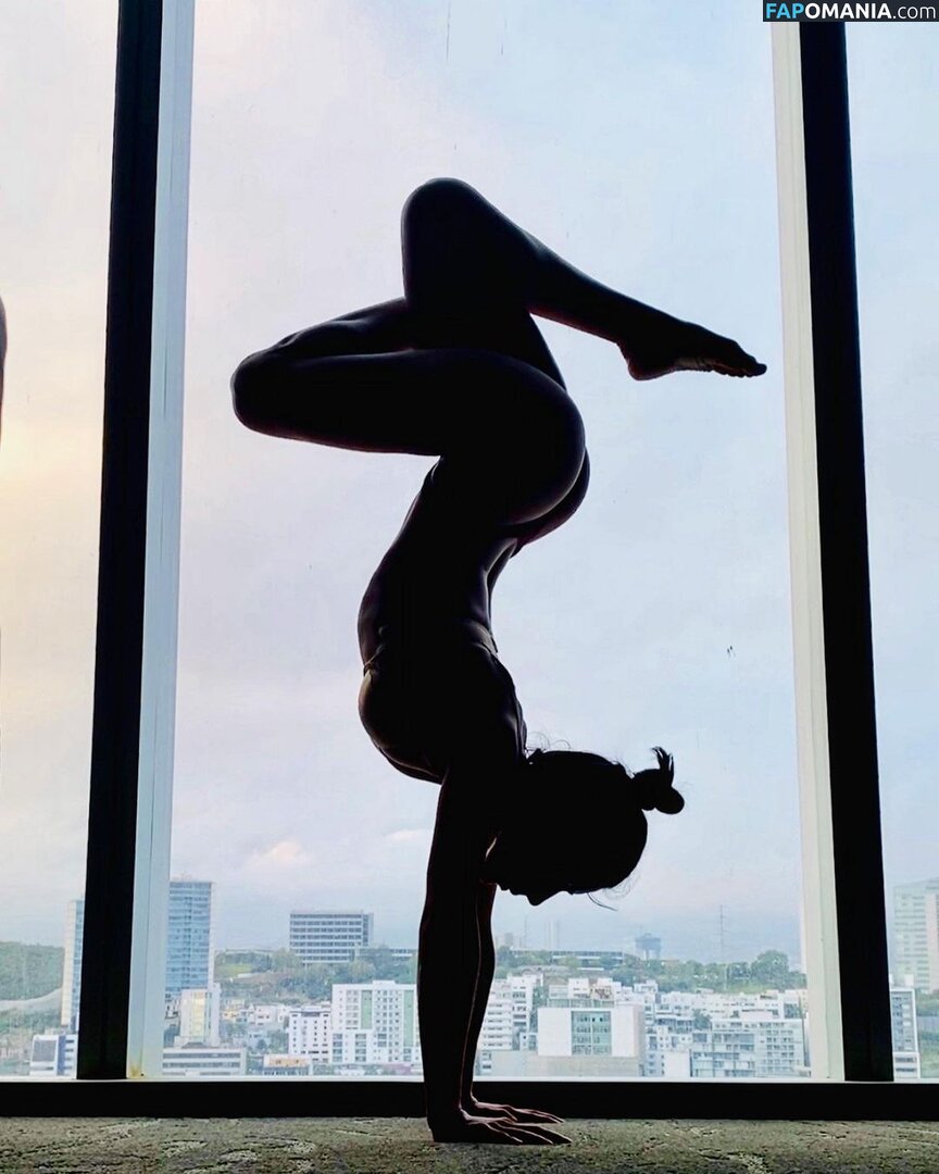 Maria León / mmmarieleon / sargentoleon Naken OnlyFans  Läckta Foto #8