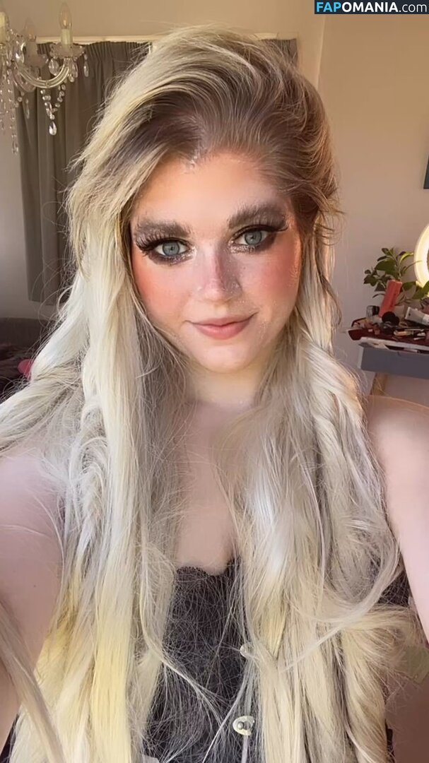 Marina Joyce / marinamewmeow Naken OnlyFans  Läckta Foto #6