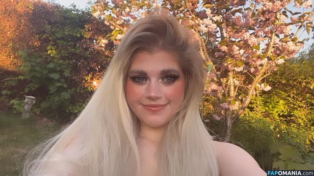 Marina Joyce / marinamewmeow Naken OnlyFans  Läckta Foto #12