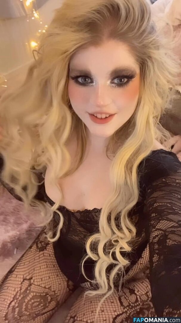 Marina Joyce / marinamewmeow Naken OnlyFans  Läckta Foto #13