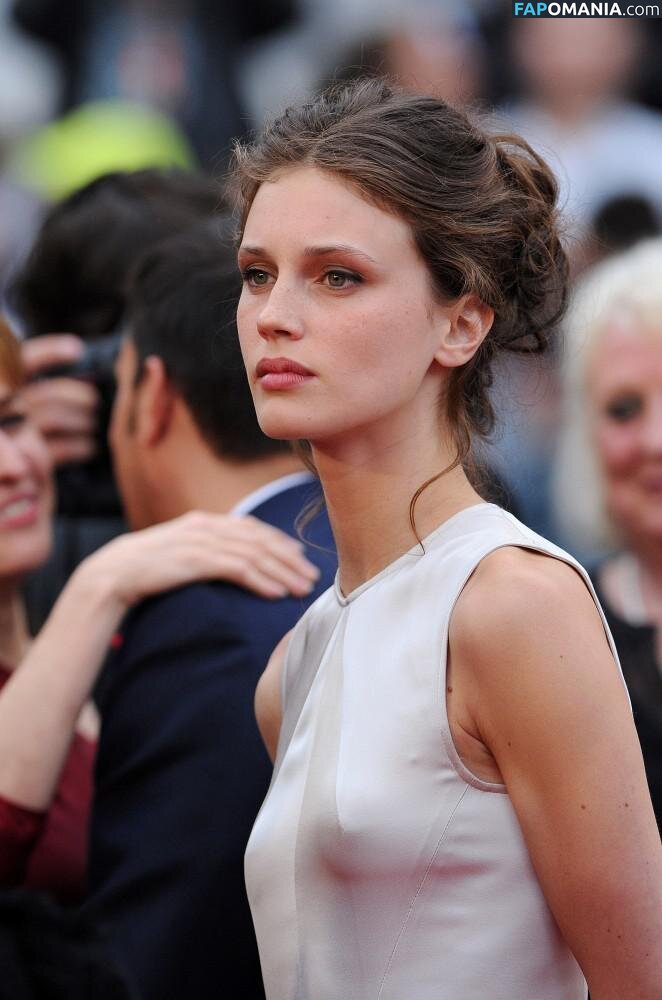 Marine Vacth / https: / marine_vacth / marinvacth Naken OnlyFans  Läckta Foto #7