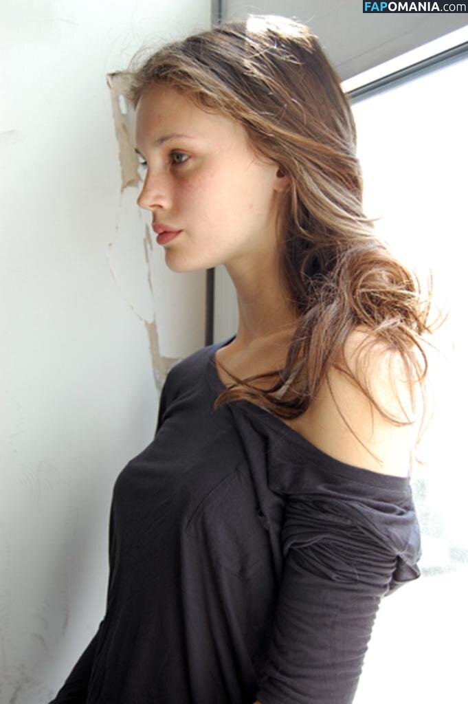 Marine Vacth / https: / marine_vacth / marinvacth Naken OnlyFans  Läckta Foto #10
