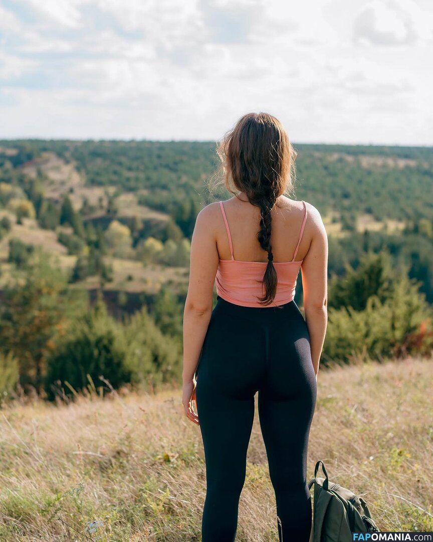 Marusya Shiklina / Marusya outdoors / marusya / marusya.shiklina Naken OnlyFans  Läckta Foto #33