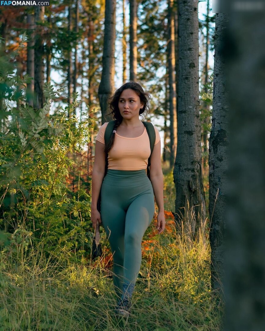 Marusya Shiklina / Marusya outdoors / marusya / marusya.shiklina Naken OnlyFans  Läckta Foto #147