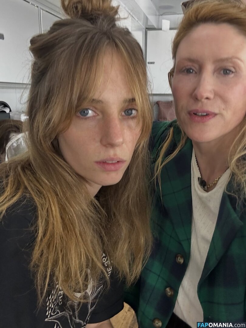 Maya Hawke / maya_hawke / neohawk2 Naken OnlyFans  Läckta Foto #476