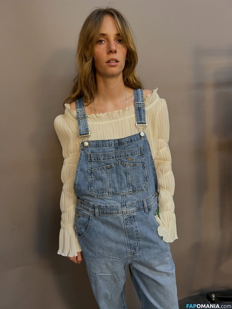 Maya Hawke / maya_hawke / neohawk2 Naken OnlyFans  Läckta Foto #479