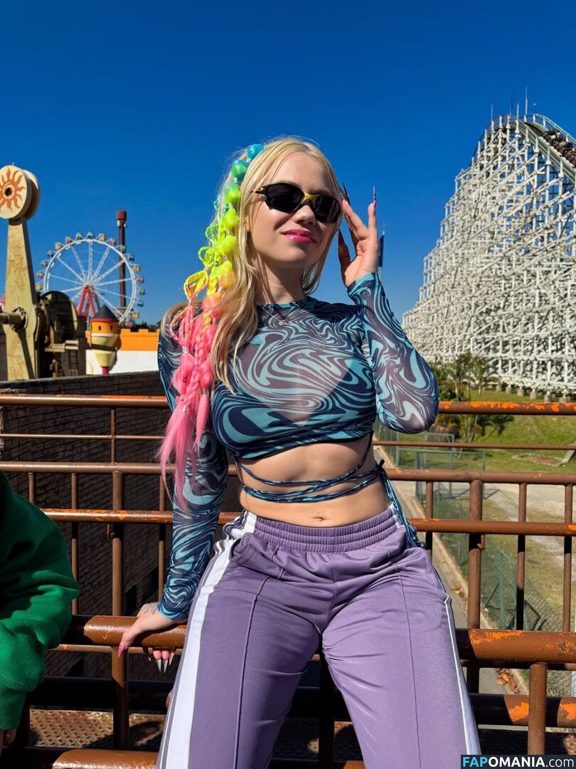 MC Erikah / mcerikah / mcerikahofc Naken OnlyFans  Läckta Foto #1