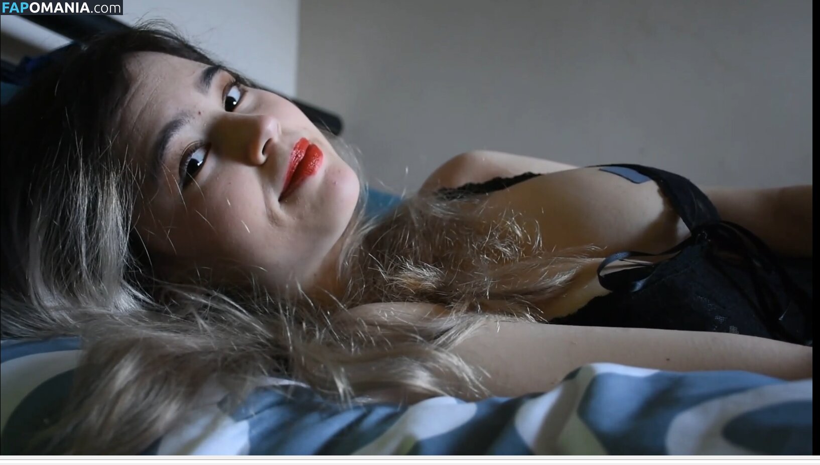 chioubei / gamerkittyx / mcb / mcb_illinois Naken OnlyFans  Läckta Foto #1