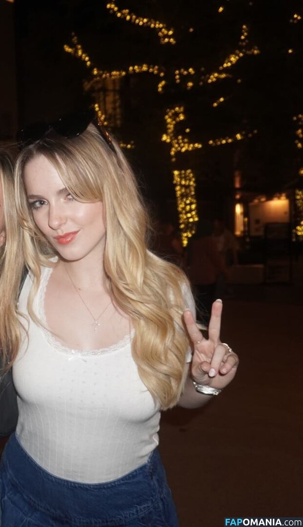 Mckenna Grace / mckennagrace / mckennagraceful Naken OnlyFans  Läckta Foto #78