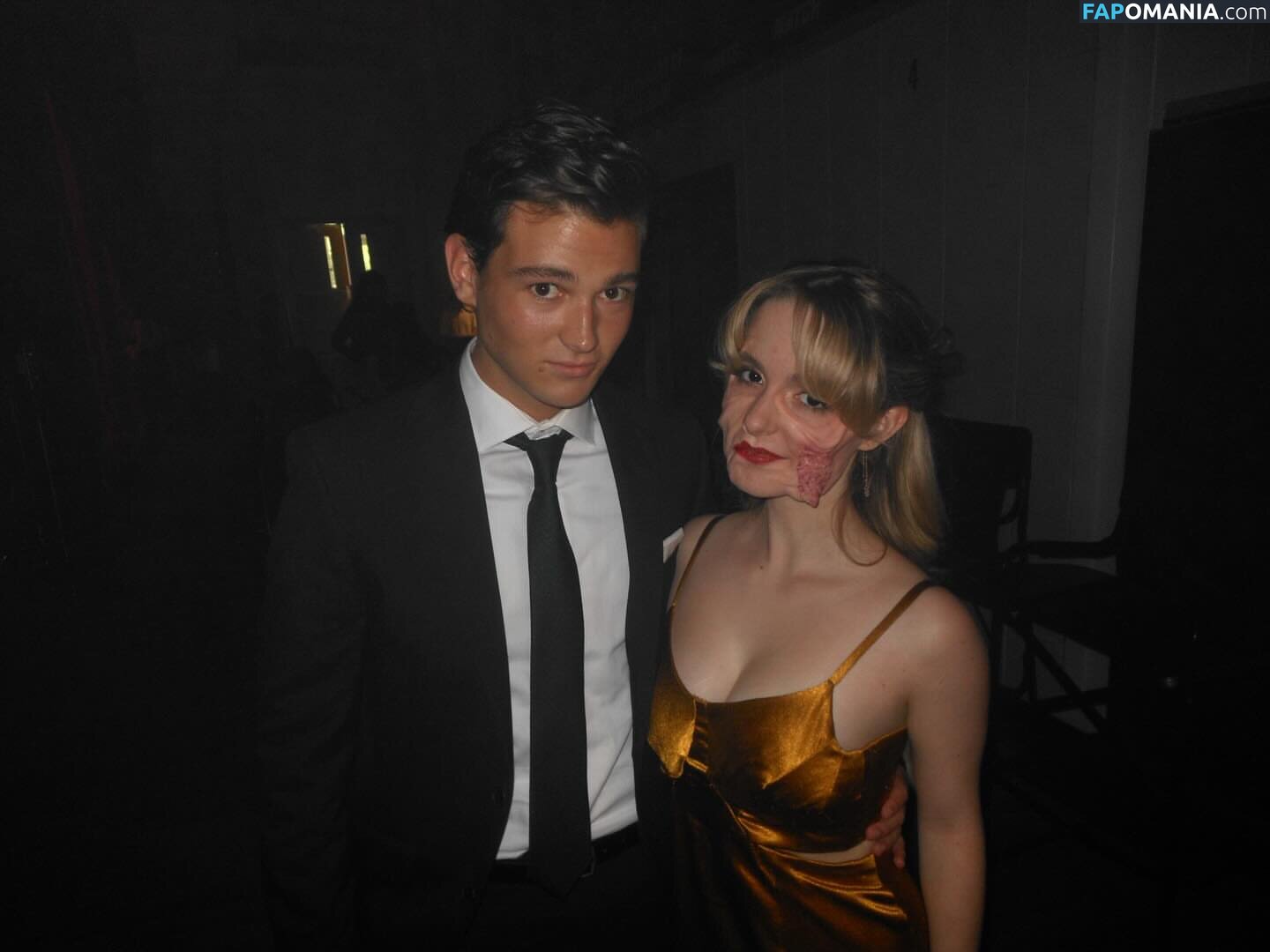 Mckenna Grace / mckennagrace / mckennagraceful Naken OnlyFans  Läckta Foto #189