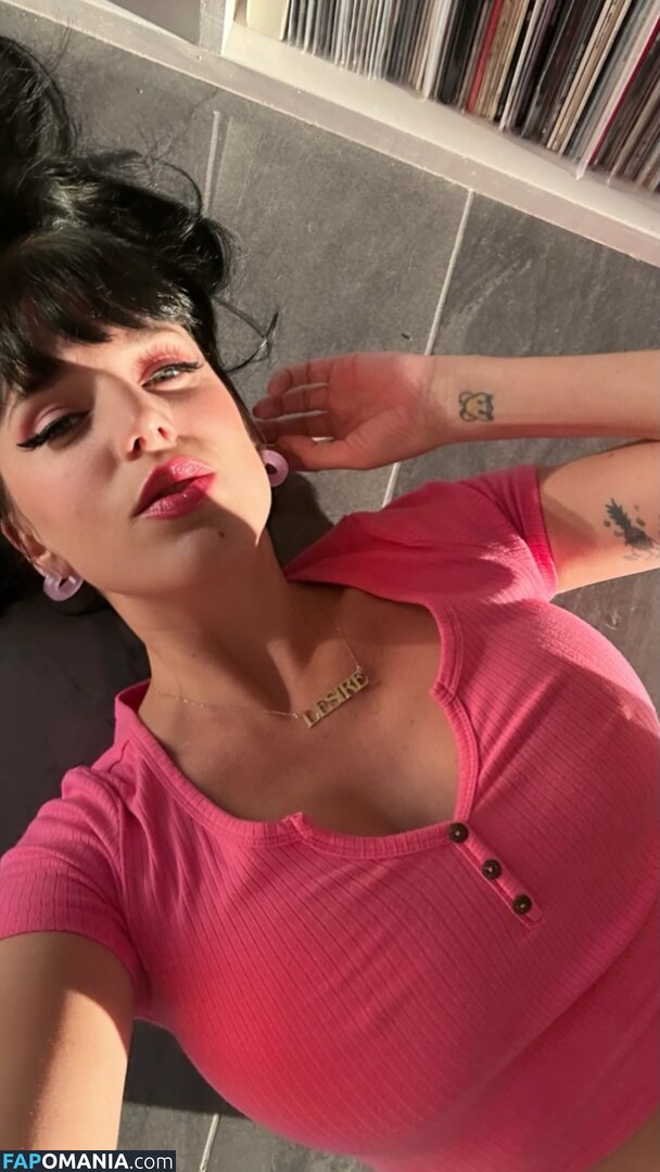 Desire (desire_musicofficial / Megan Louise / desire_musicofficial Naken OnlyFans  Läckta Foto #3