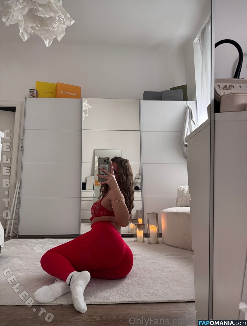 Meggie Jolie / https: / iikimusi / yourDrream Naken OnlyFans  Läckta Foto #1