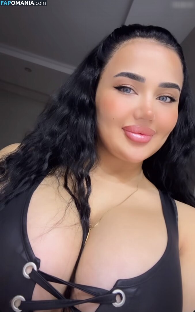 Melek Azad / melek.azd / melekazad Naken OnlyFans  Läckta Foto #35