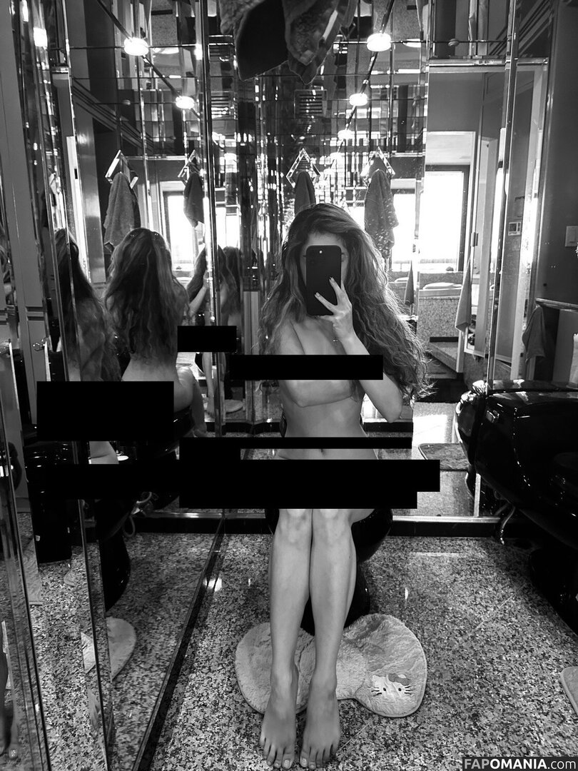 Mia Kerin / miakerin Naken OnlyFans  Läckta Foto #137